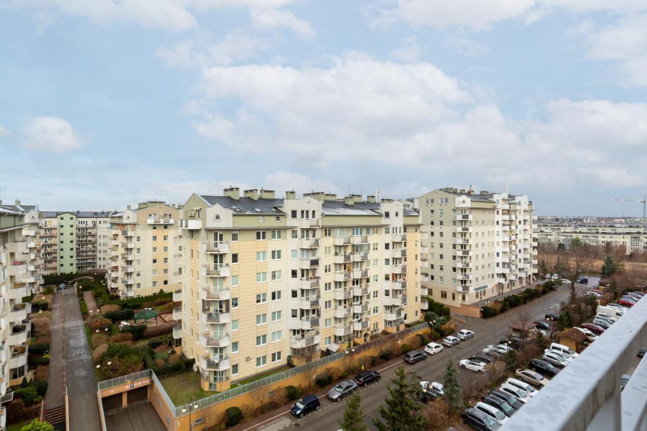 Apartments Chelmonskiego Warsaw Ursus By Noclegi Renters Luaran gambar