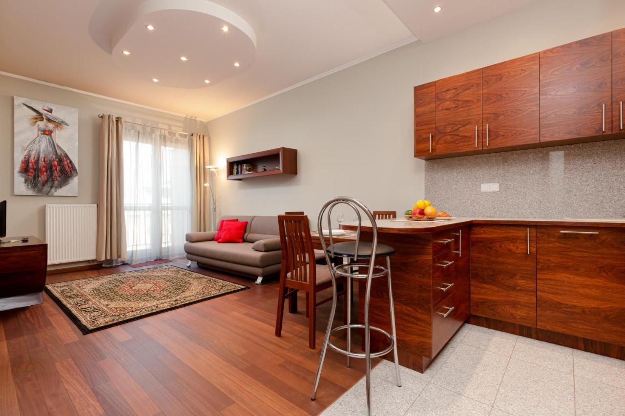 Apartments Chelmonskiego Warsaw Ursus By Noclegi Renters Luaran gambar